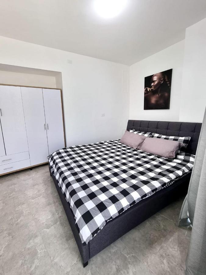 Sima Suite Ashdod Esterno foto